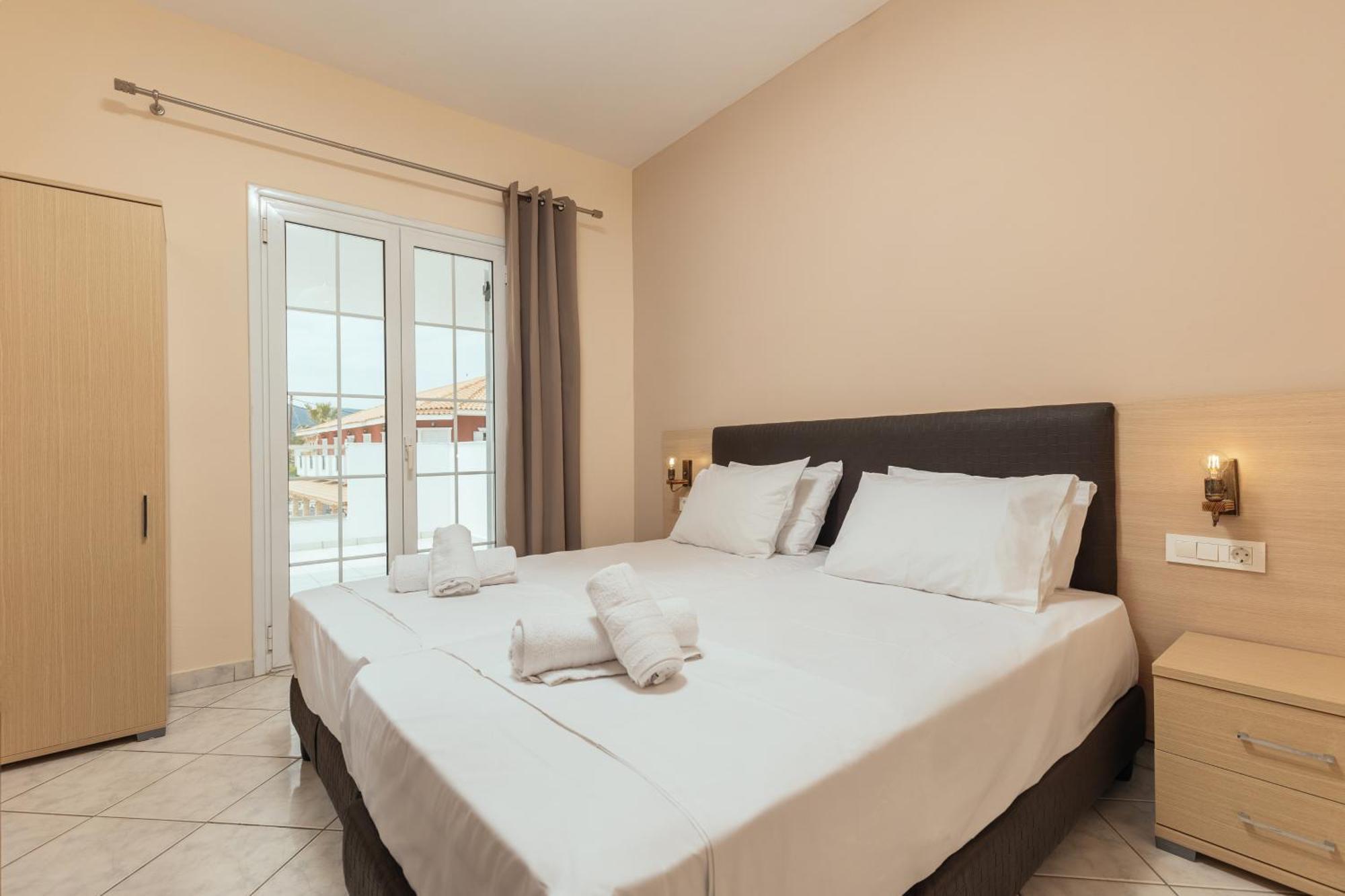 Yakinthos Hotel 拉加纳斯 外观 照片