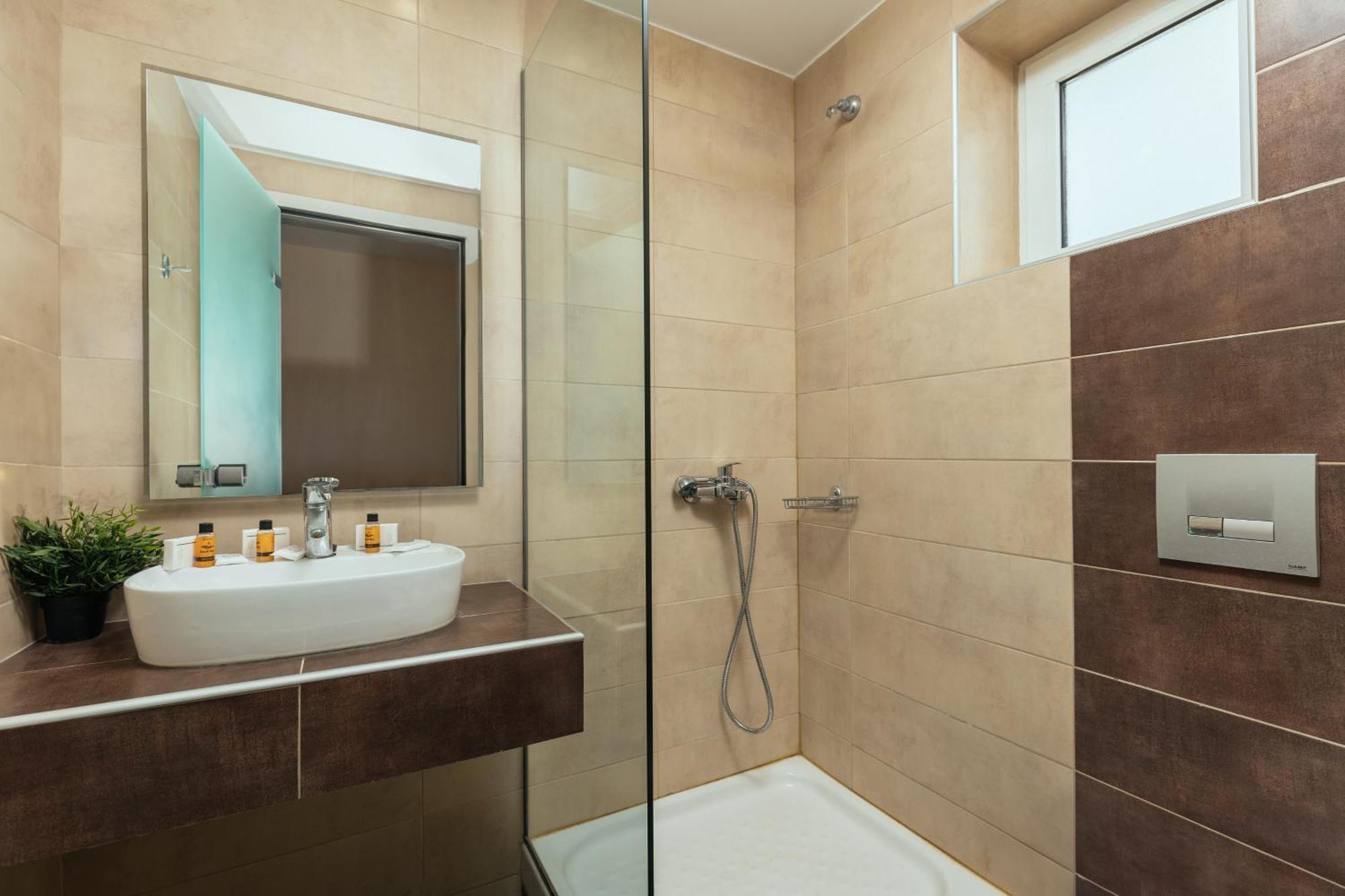 Yakinthos Hotel 拉加纳斯 外观 照片